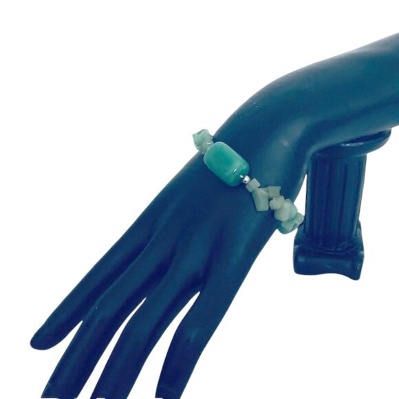 Vintage Green Aventurine Genuine Stone Stretch Bracelet - Picture 2 of 5